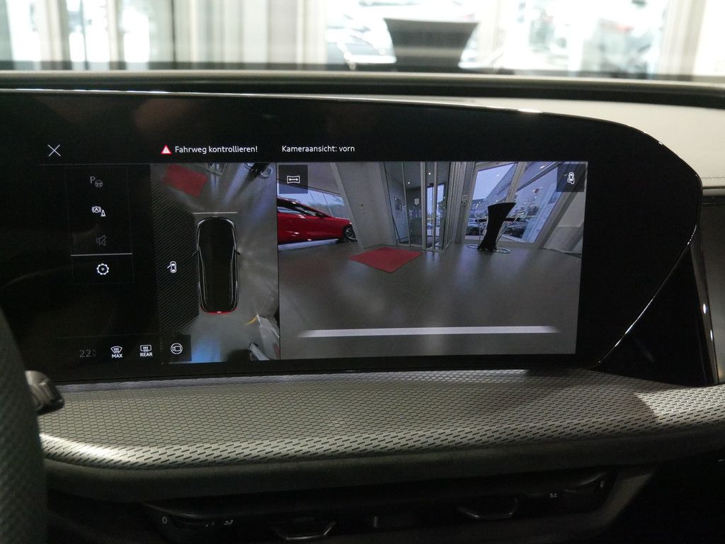 Audi SQ5 2025