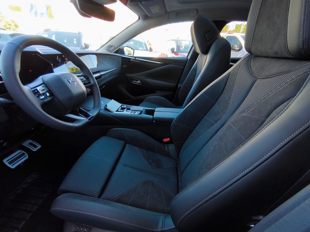 DS Automobiles DS4 2025