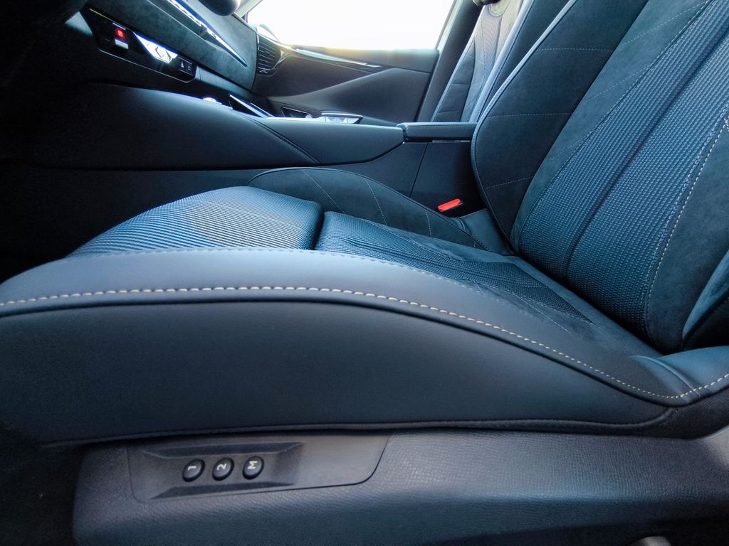 DS Automobiles DS4 2025