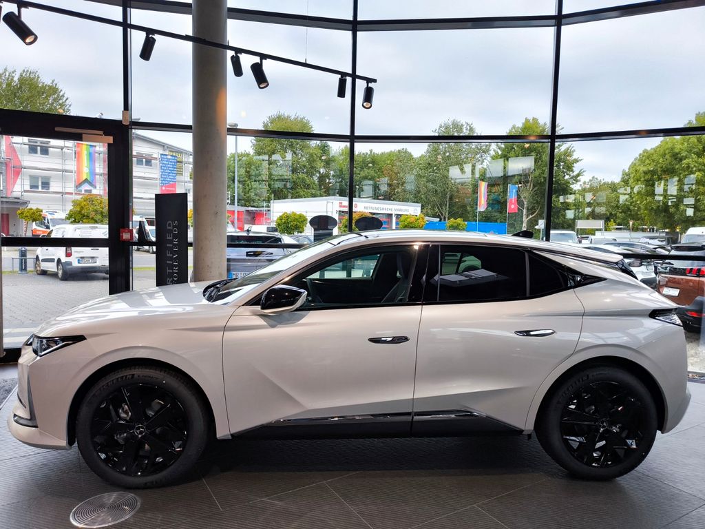 DS Automobiles DS4 2025