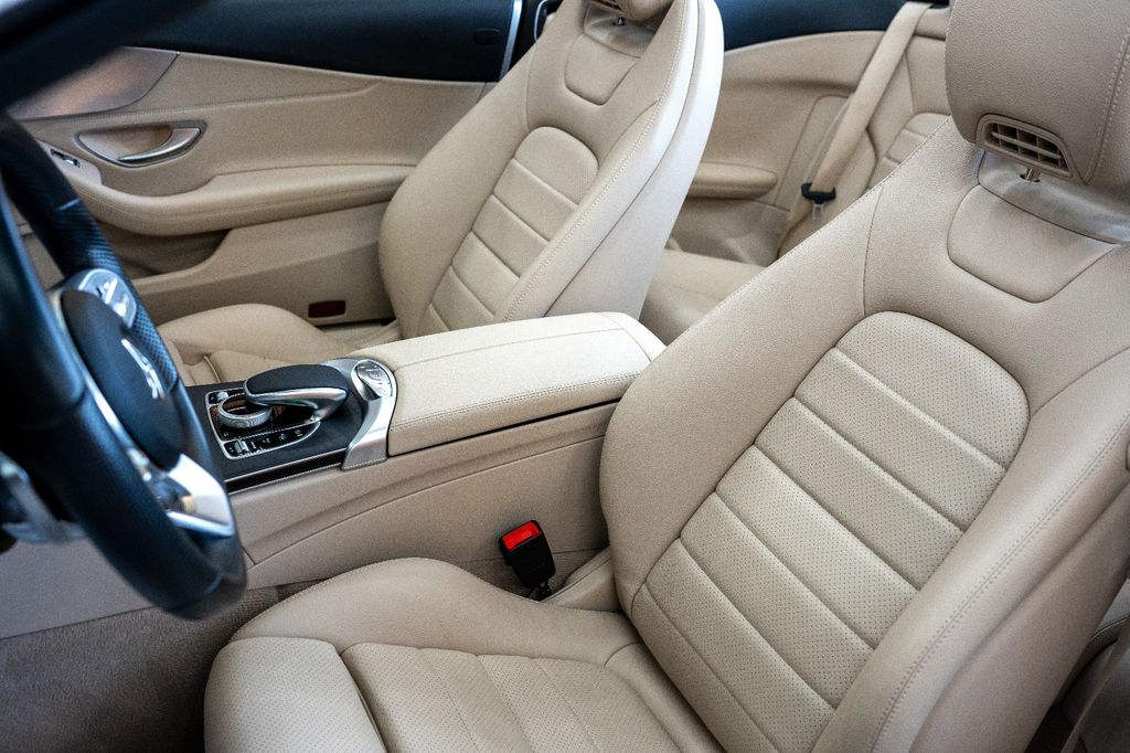 Mercedes-Benz C 300 2020