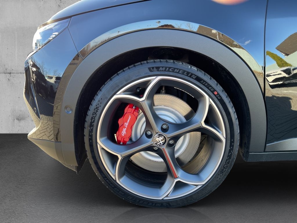 Alfa Romeo Junior 2025