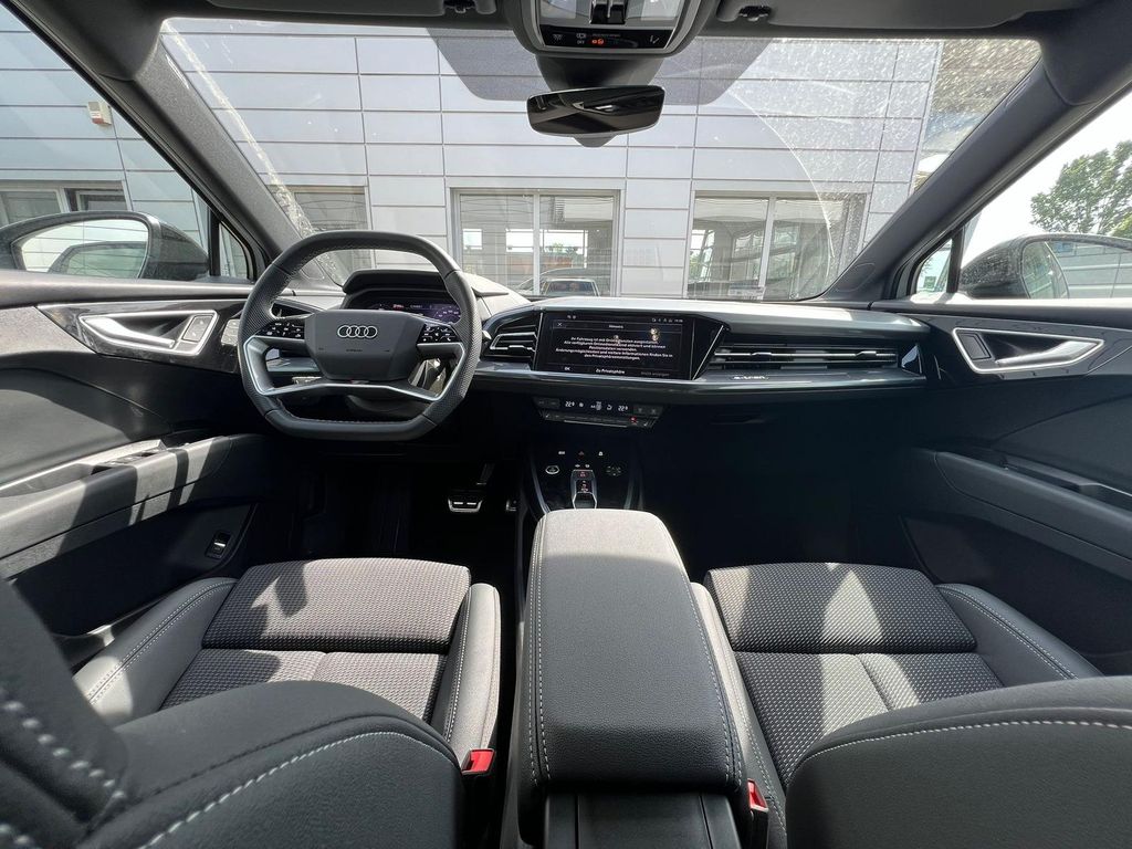 Audi Q4 2024