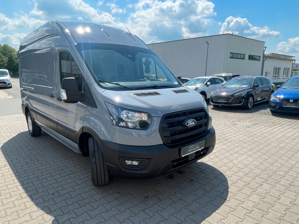 Ford Transit 2025