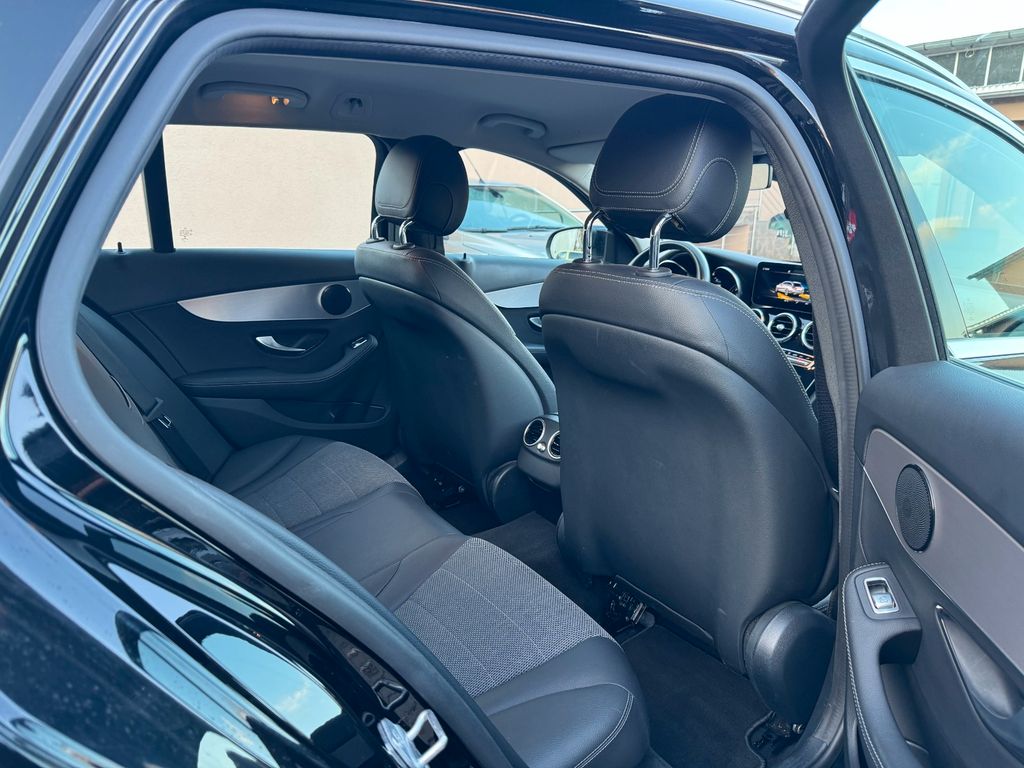 Mercedes-Benz C 300 2020