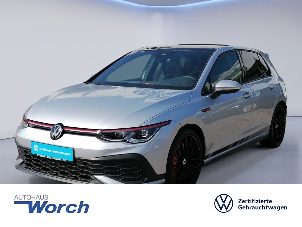 Volkswagen Golf 2024