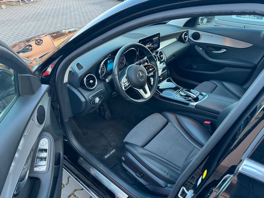 Mercedes-Benz C 300 2020