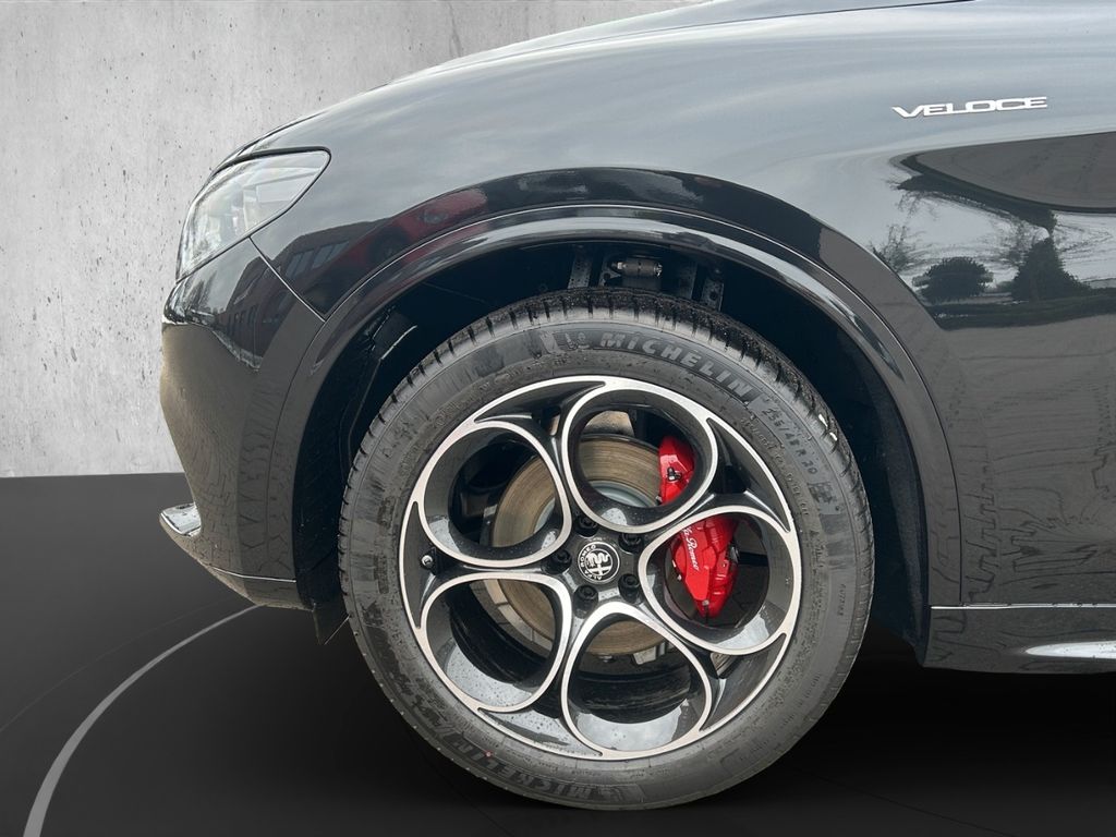 Alfa Romeo Stelvio 2025