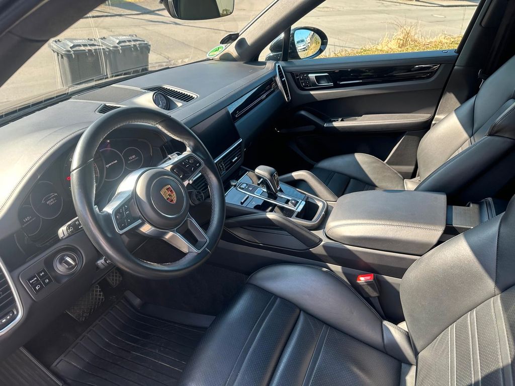 Porsche Cayenne 2020