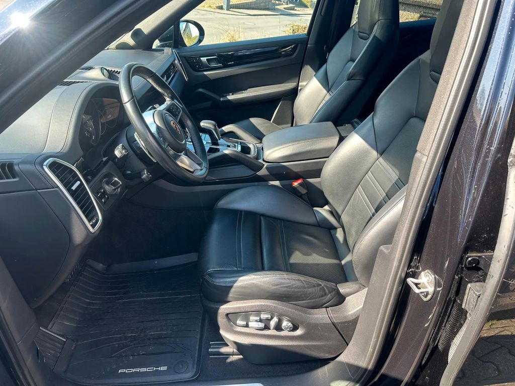 Porsche Cayenne 2020