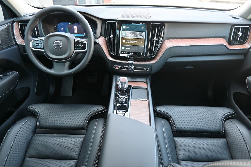 Volvo XC60 2024