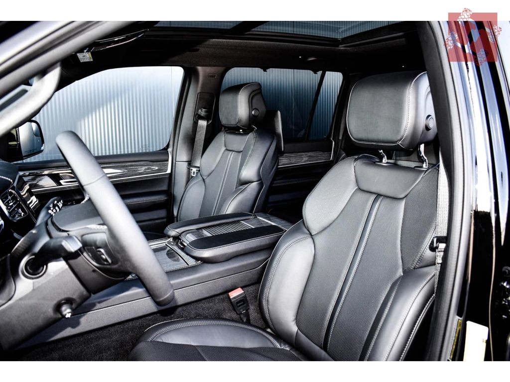Jeep Wagoneer 2023