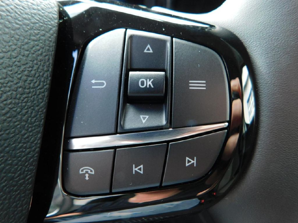 Ford Tourneo Courier 2025