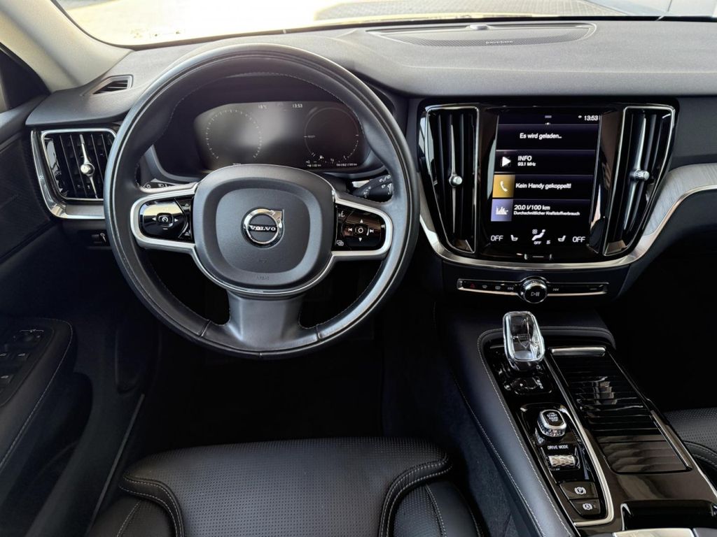 Volvo V60 2021