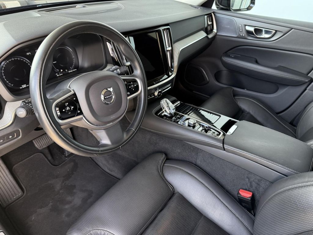 Volvo V60 2021