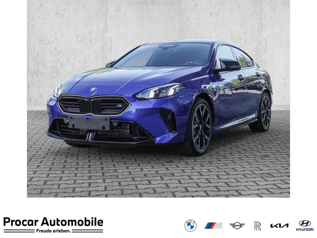 BMW M235 2025