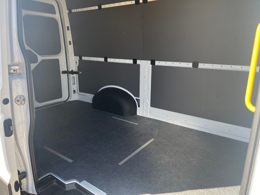 Volkswagen Crafter 2023