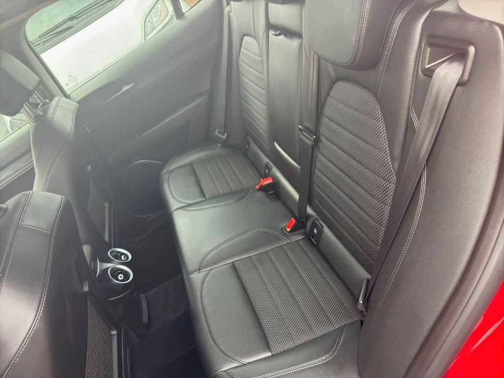 Alfa Romeo Stelvio 2022