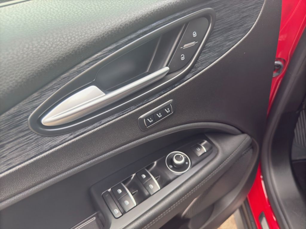 Alfa Romeo Stelvio 2022