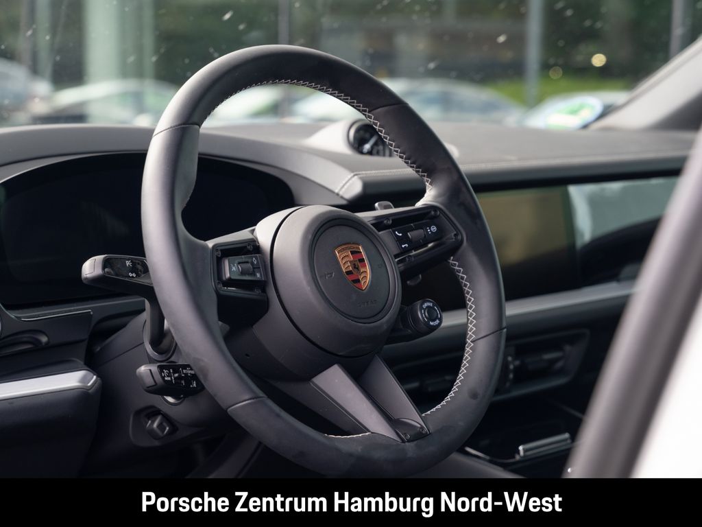 Porsche Cayenne 2025