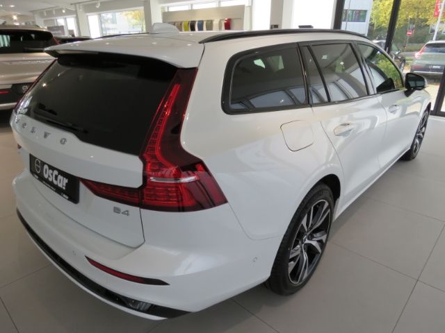 Volvo V60 2024