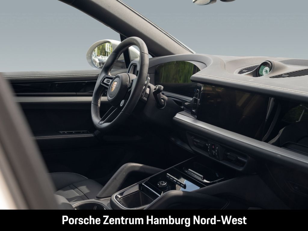 Porsche Cayenne 2025