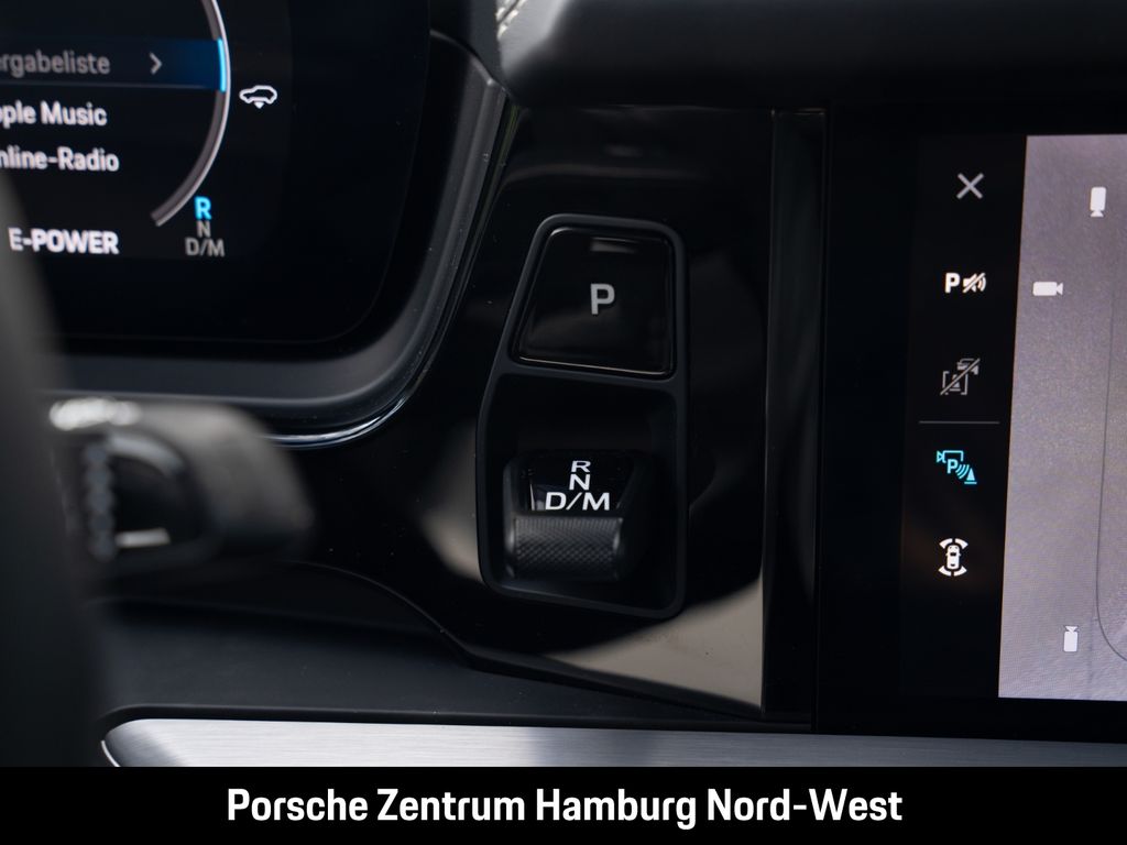 Porsche Cayenne 2025