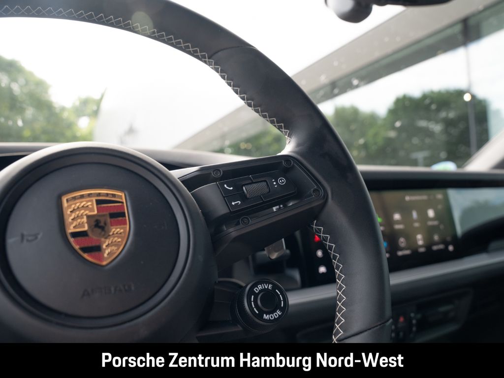 Porsche Cayenne 2025