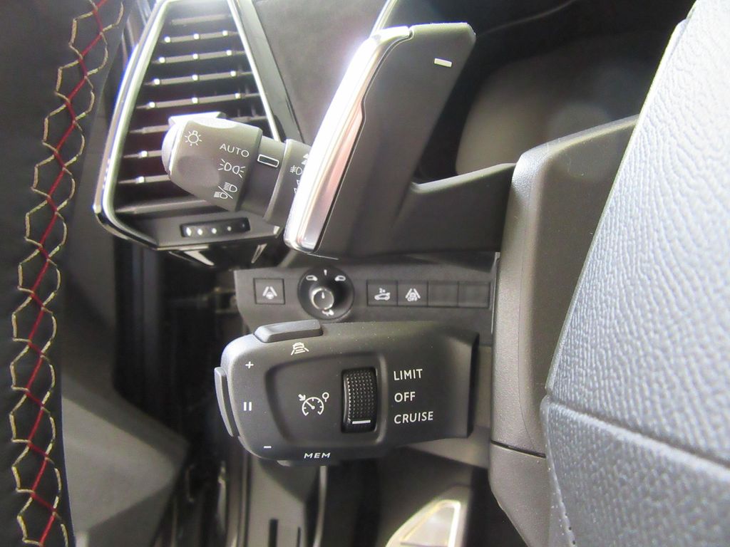 DS Automobiles DS7 (Crossback) 2021