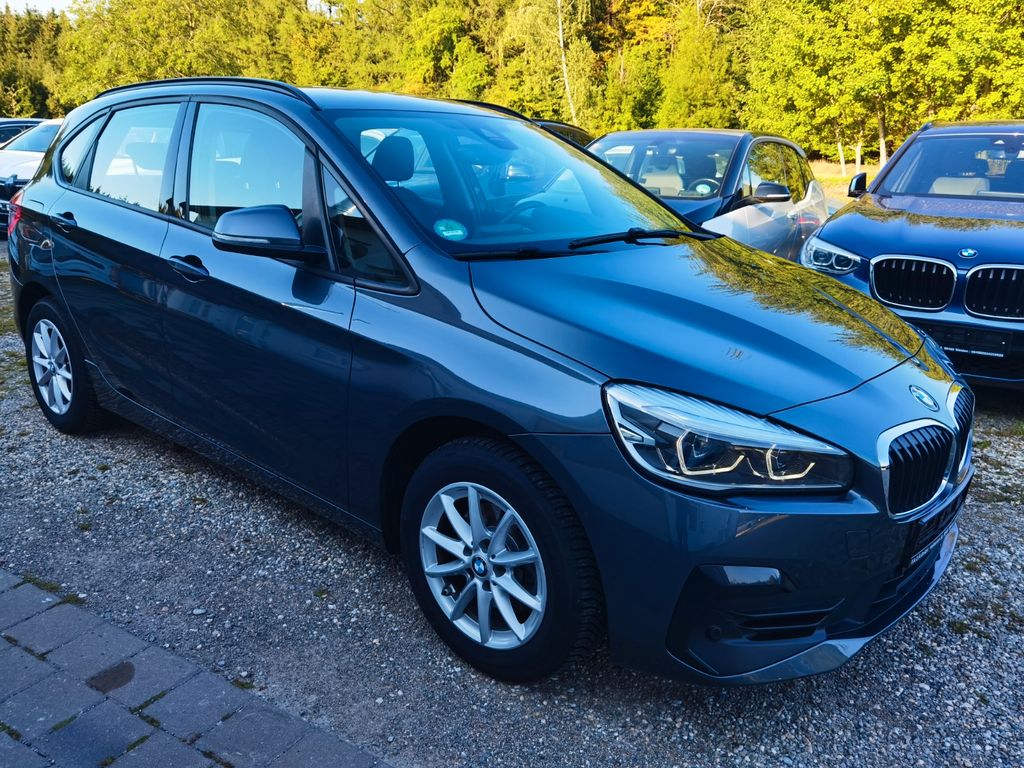 BMW 216 2019