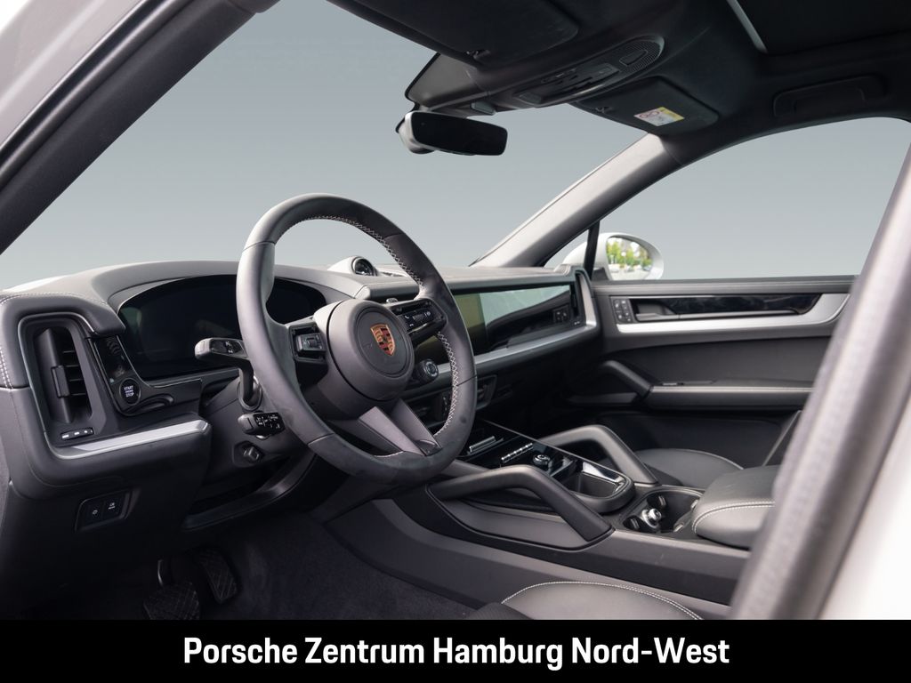 Porsche Cayenne 2025