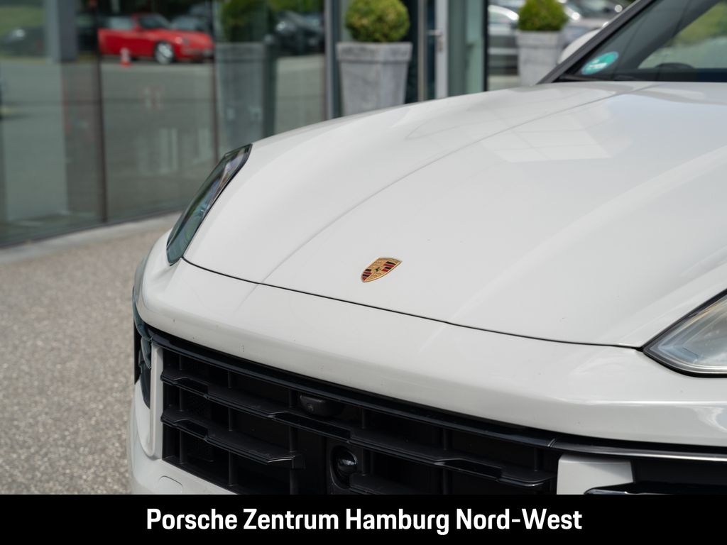 Porsche Cayenne 2025