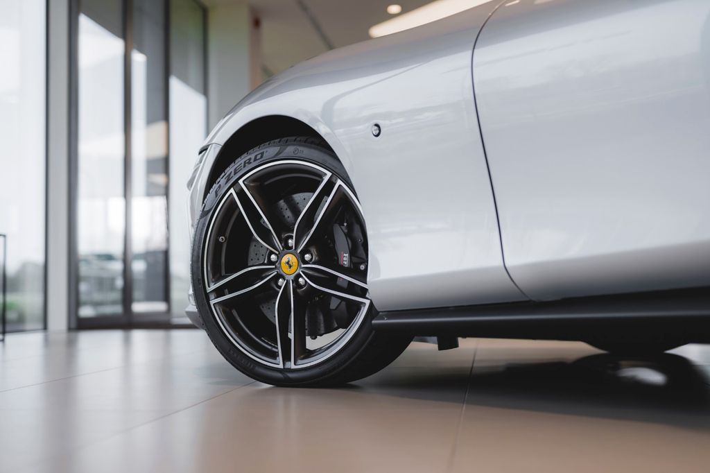 Ferrari Roma 2024