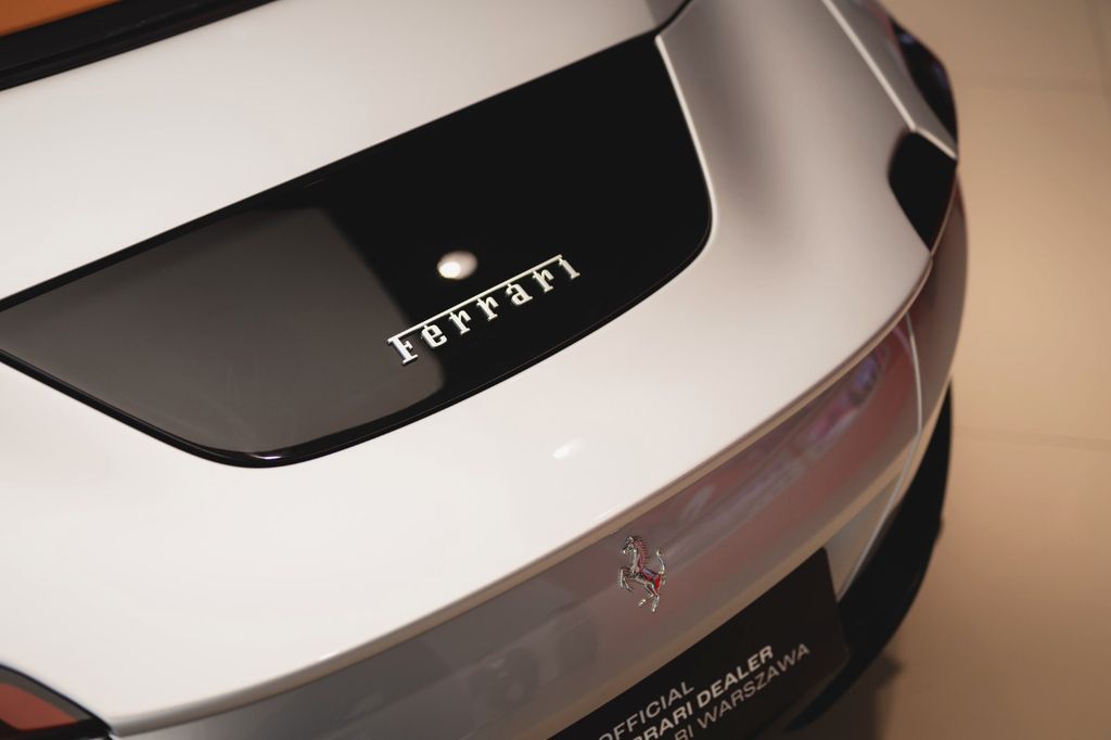 Ferrari Roma 2024