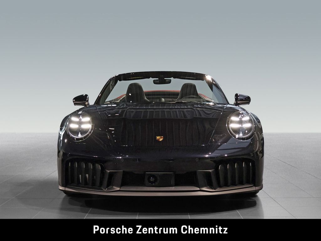 Porsche 992 2025