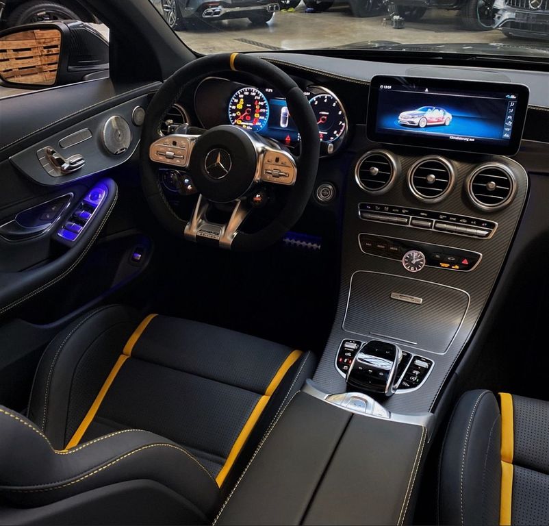 Mercedes-Benz C 63 AMG