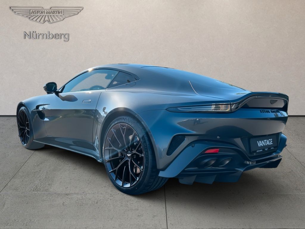Aston Martin V8 Vantage 2024