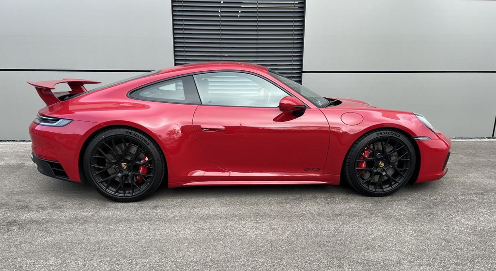 Porsche 992 2024