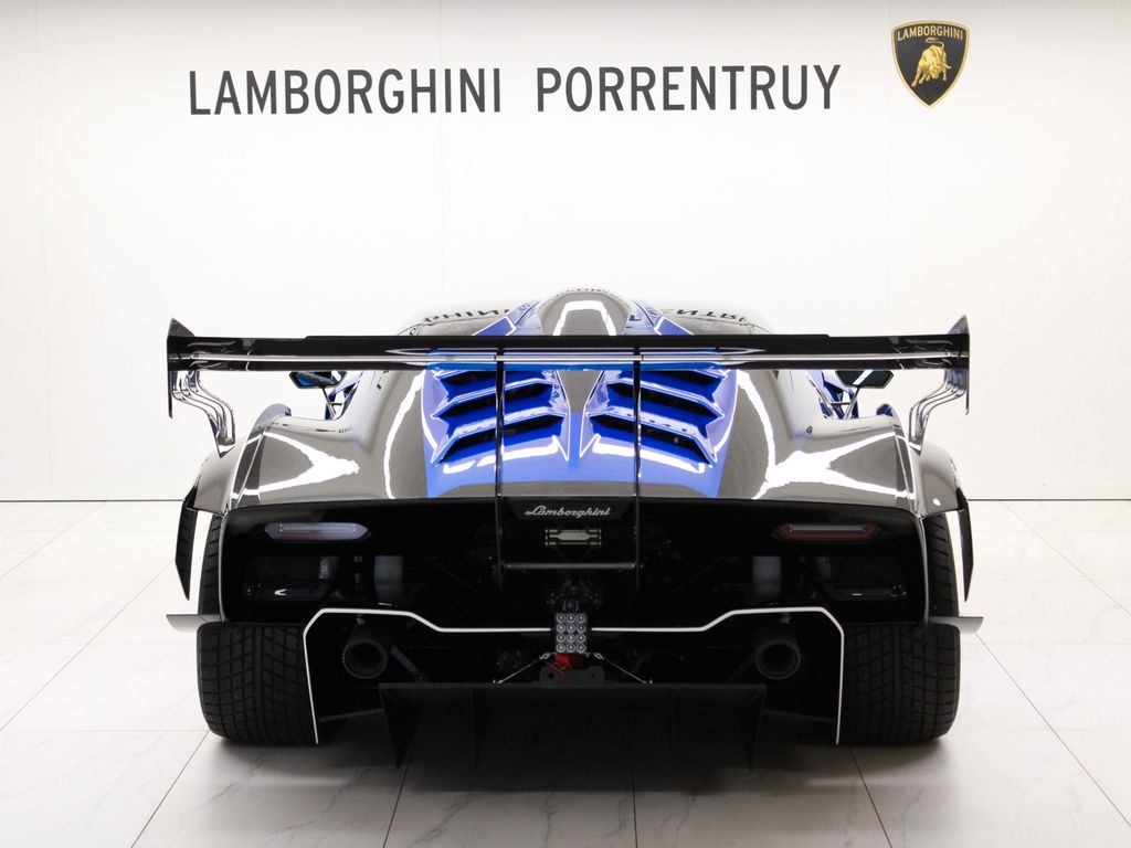 Lamborghini Other 2023