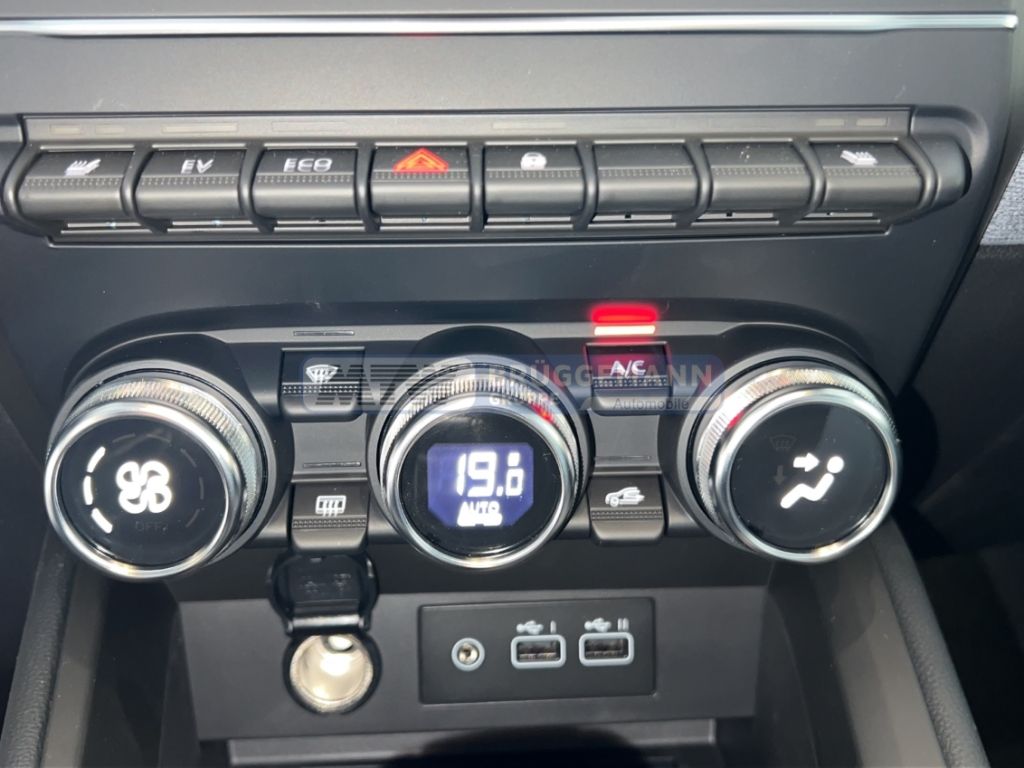 Mitsubishi Colt 2025