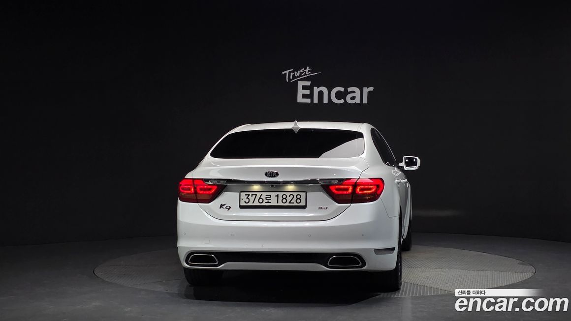 Kia K9 2013
