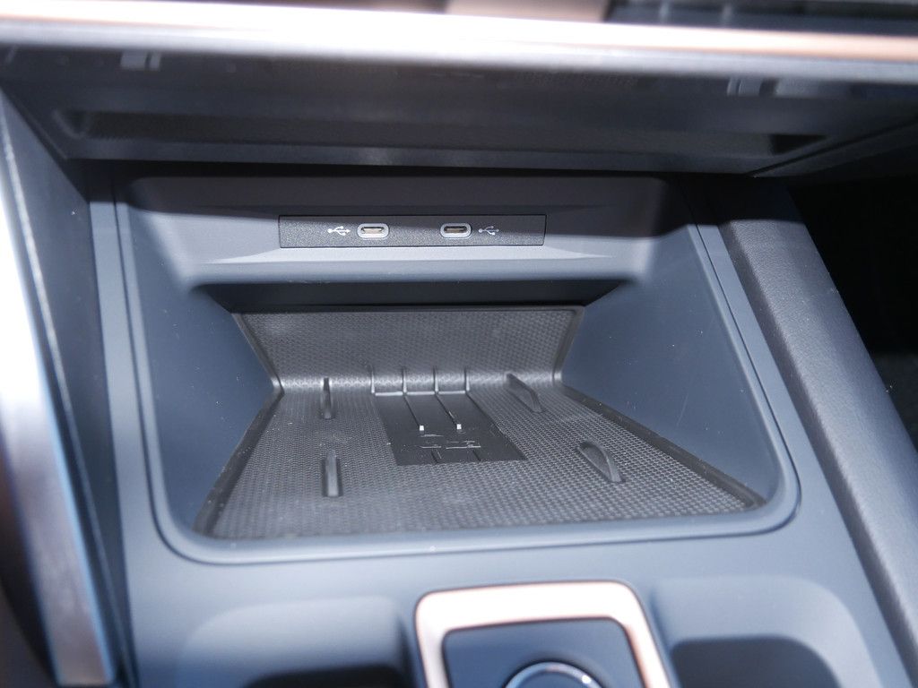 Cupra Leon 2025