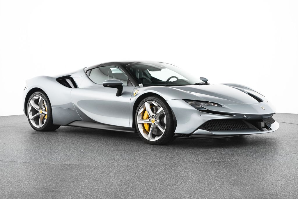Ferrari SF90 2024