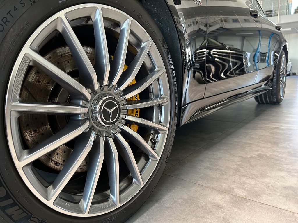 Mercedes-Benz AMG GT 2024