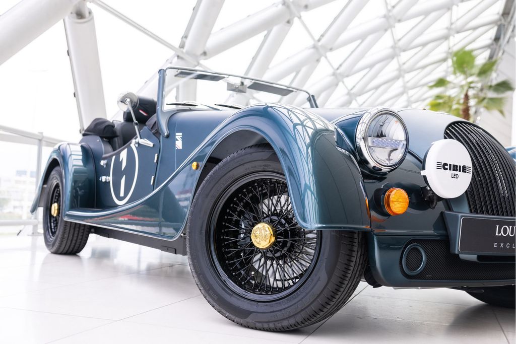 Morgan Plus 4
