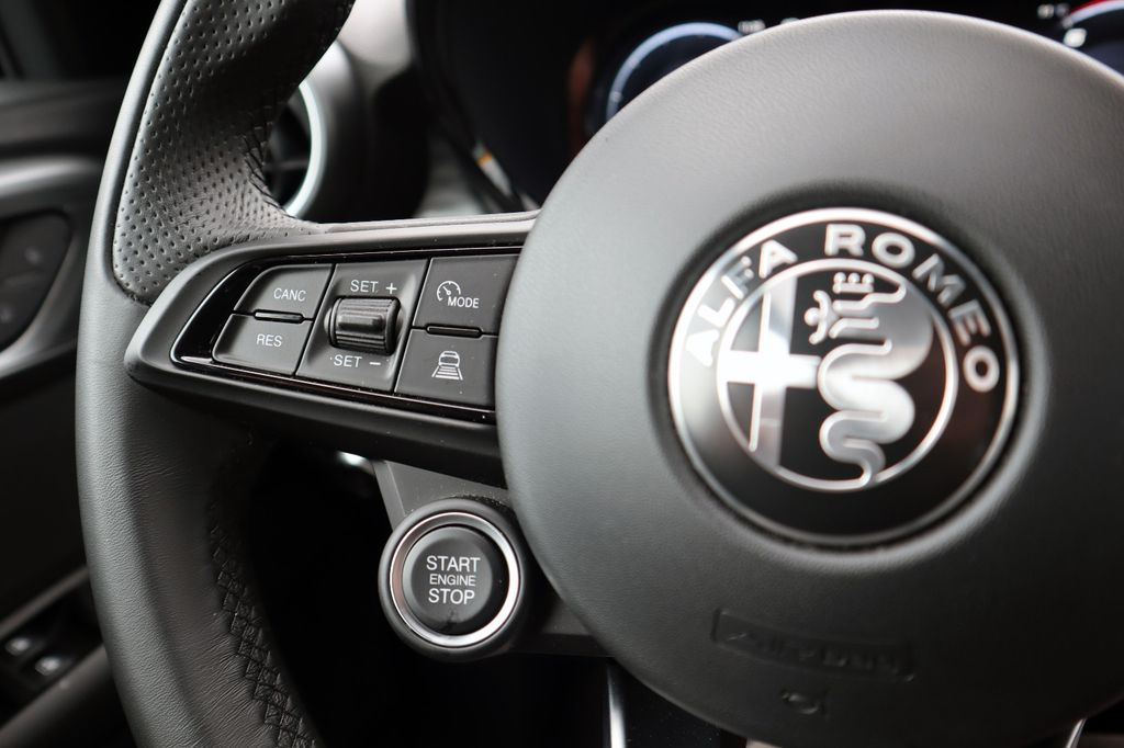 Alfa Romeo Tonale 2023