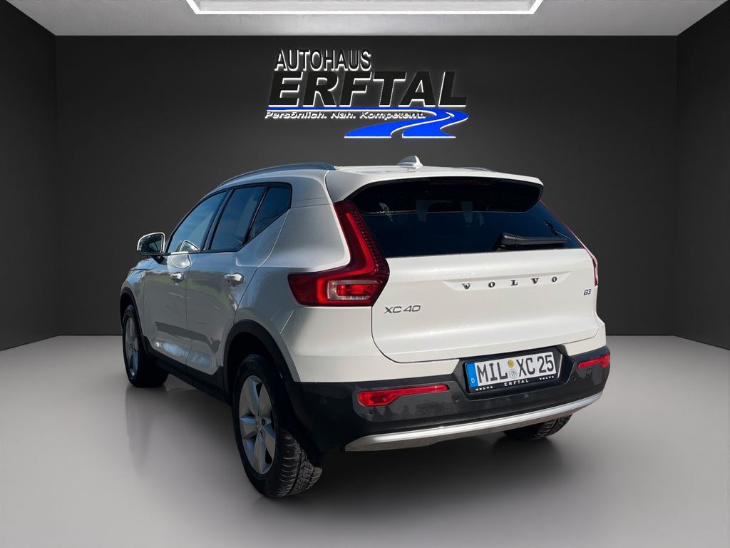 Volvo XC40 2024