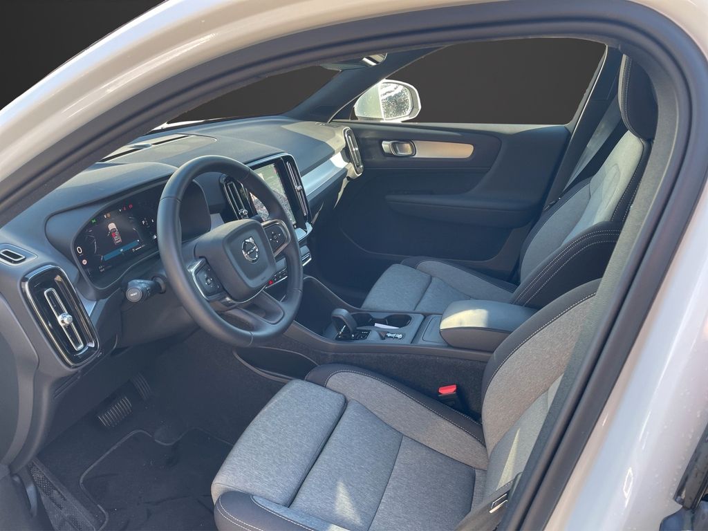 Volvo XC40 2024