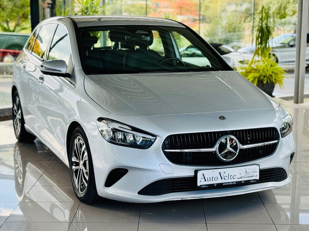 Mercedes-Benz B 220 2023