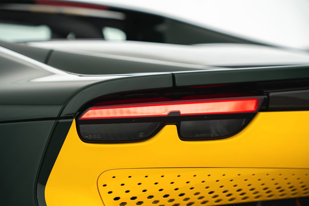 Ferrari 296 GTB 2023